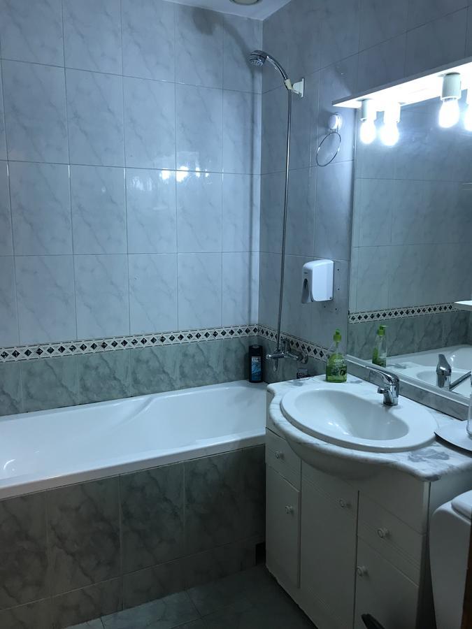 באקאו Apartament In Regim Hotelier מראה חיצוני תמונה