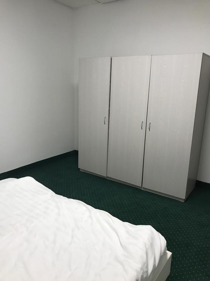 באקאו Apartament In Regim Hotelier מראה חיצוני תמונה