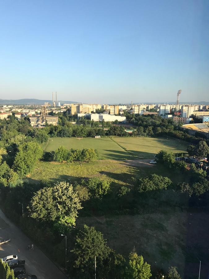 באקאו Apartament In Regim Hotelier מראה חיצוני תמונה