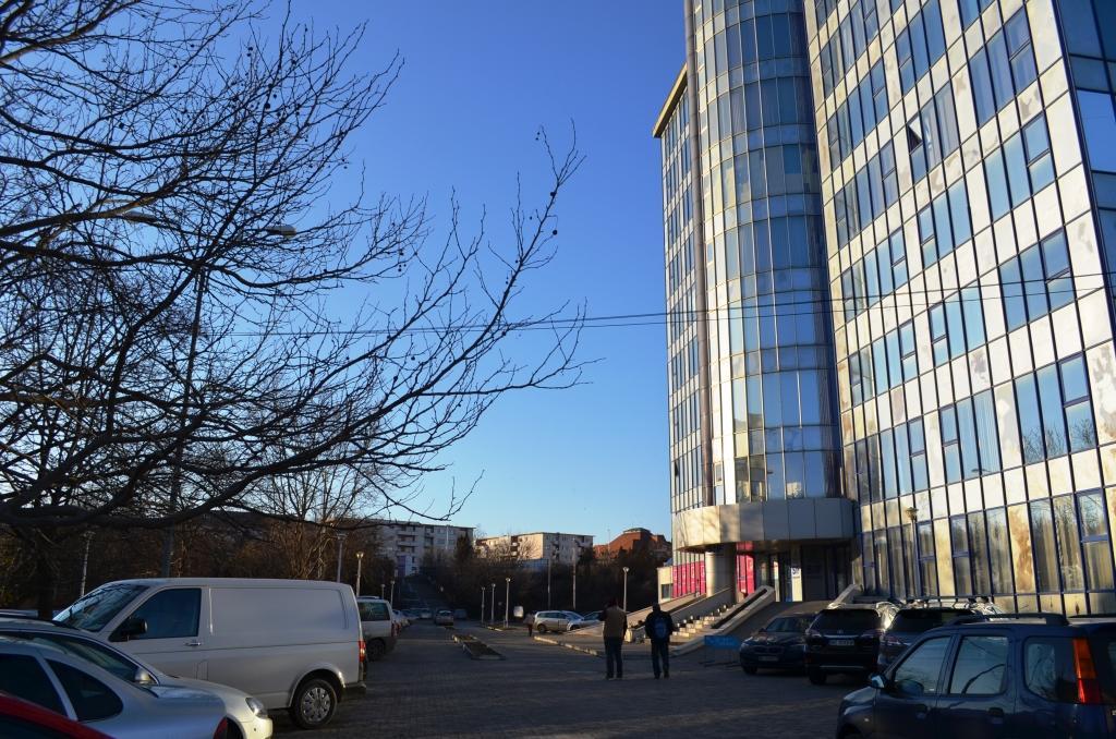 באקאו Apartament In Regim Hotelier מראה חיצוני תמונה